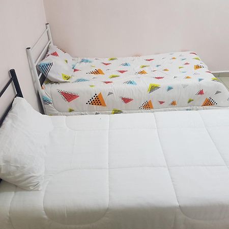 Oyo Home 90250 Sutera Wangi 3Bhk Apartment آير كيروه المظهر الخارجي الصورة