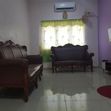 Oyo Home 90250 Sutera Wangi 3Bhk Apartment آير كيروه المظهر الخارجي الصورة