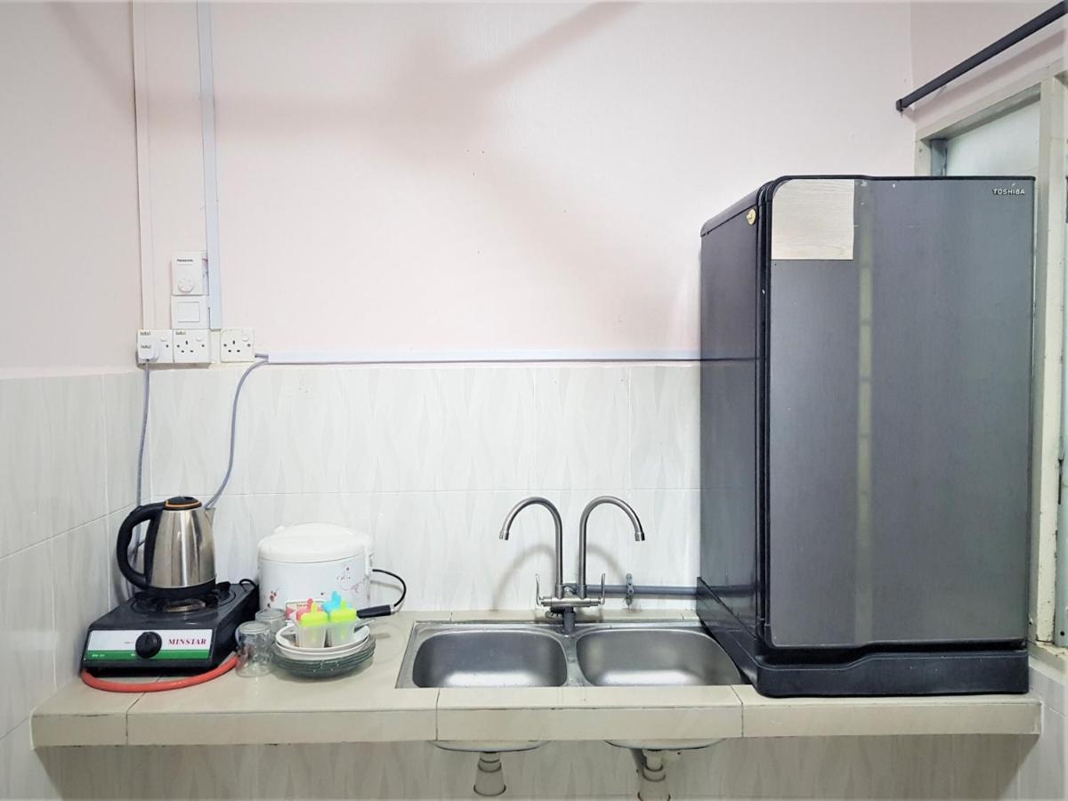 Oyo Home 90250 Sutera Wangi 3Bhk Apartment آير كيروه المظهر الخارجي الصورة