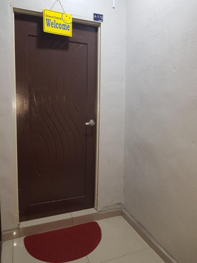 Oyo Home 90250 Sutera Wangi 3Bhk Apartment آير كيروه المظهر الخارجي الصورة