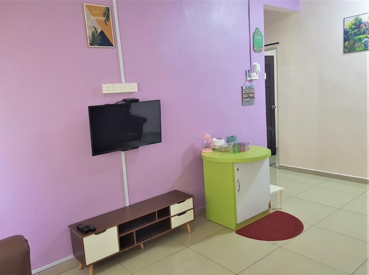 Oyo Home 90250 Sutera Wangi 3Bhk Apartment آير كيروه المظهر الخارجي الصورة
